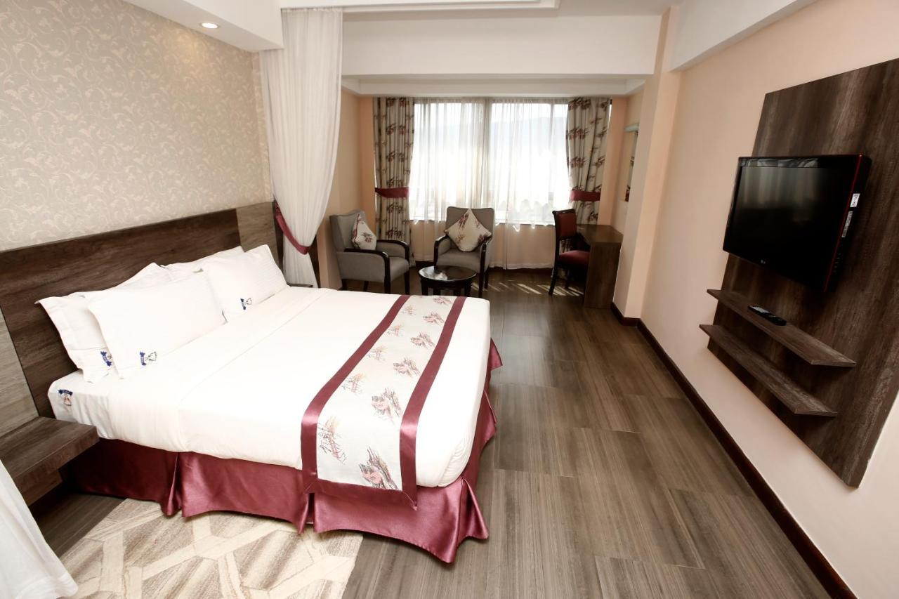 Merica Hotel นาคูรู ภายนอก รูปภาพ